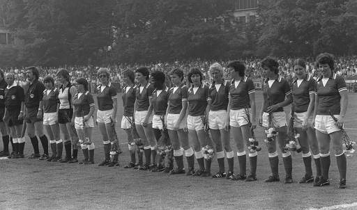 Woman Soccer final match in Bergisch Gladbach. The team of SSG 09 Bergisch Gladbach, which won 1:0. (06/18/1977)(AP Photo) Woman Soccer final match in Bergisch Gladbach. The team of SSG 09 Bergisch Gladbach, which won 1:0. (06/18/1977)(AP Photo)